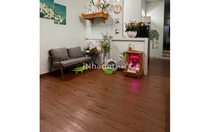 CHO THUÊ NHÀ CẤP 4- GẦN CHỢ HIỆP PHÚ -THỦ ĐỨC- GIÁ CHỈ 7 TRIỆU