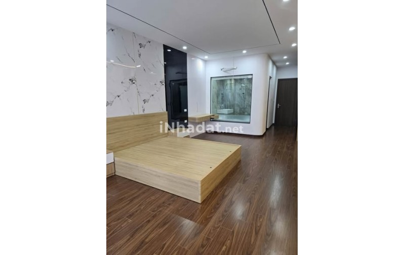 BÁN NHÀ CỔ LINH- LONG BIÊN -ĐỐI DIỆN TRUNG TÂM AEON MALL VÀ ĐẦY ĐỦ NỘI THẤT