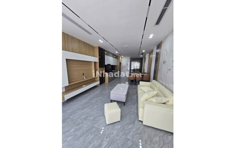 BÁN NHÀ CỔ LINH- LONG BIÊN -ĐỐI DIỆN TRUNG TÂM AEON MALL VÀ ĐẦY ĐỦ NỘI THẤT