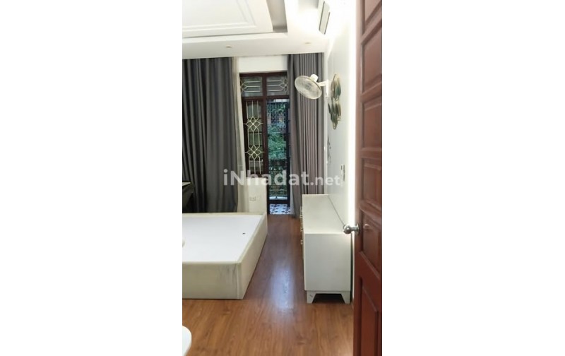 CHO THUÊ NHÀ MẶT- PHỐ CHÙA BỘC- ĐỐNG ĐA- Ô TÔ ĐỖ CỬA KINH DOANH