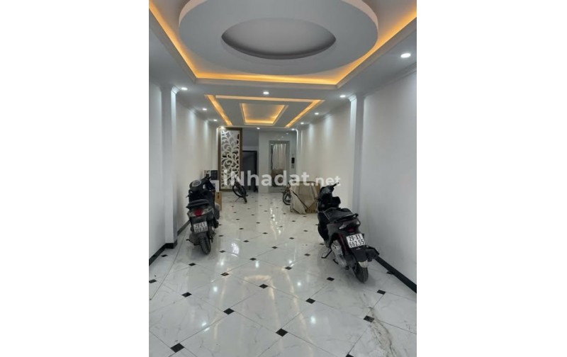 CHO THUÊ NHÀ MỚI XÂY -NGUYỄN KHANG- TRẦN DUY HƯNG  - CÓ THANG MÁY