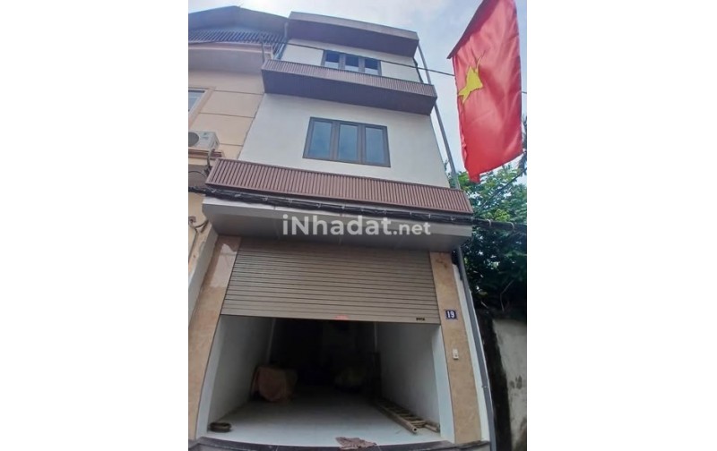 CHO THUÊ NHÀ NGUYÊN CĂN GẦN ĐẦM HỒNG HOÀNG VĂN THÁI-THANH XUÂN- ĐƯỜNG TRƯỚC NHÀ RỘNG