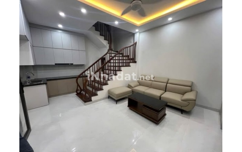 CHO THUÊ NHÀ NGUYÊN CĂN NGÕ BỐN MƯƠI MỐT THÁI HÀ- ĐỐNG ĐA -TIỆN NGHI