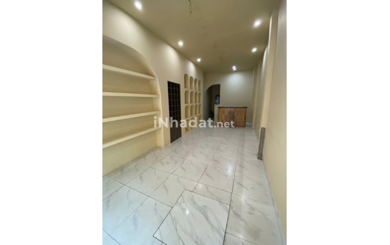 CHO THUÊ NHÀ MẶT PHỐ- ĐỘI CẤN -4 TẦNG -THÔNG SÀN VÀO Ở NGAY LẬP TỨC