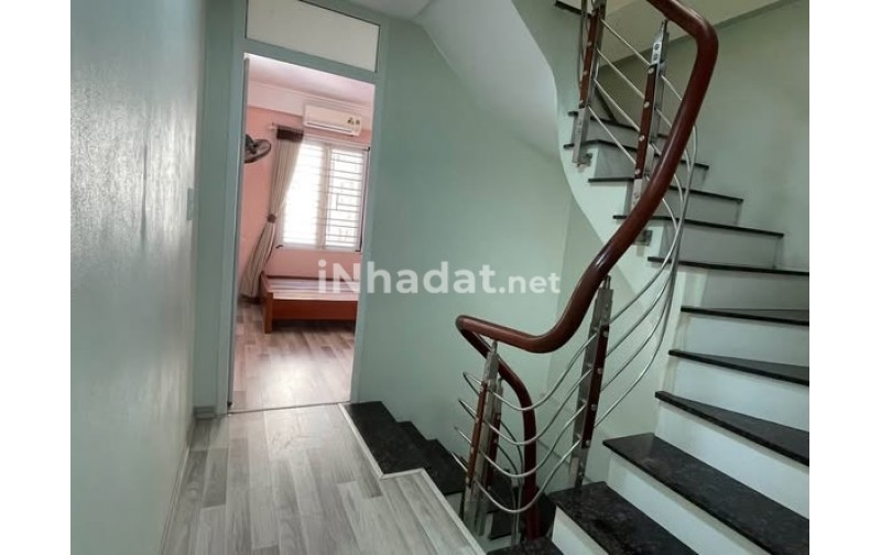CHO THUÊ NHÀ NGUYÊN CĂN -4 TẦNG NGÕ - 120  ĐỊNH CÔNG -GẦN CÁC TRƯỜNG ĐẠI HỌC