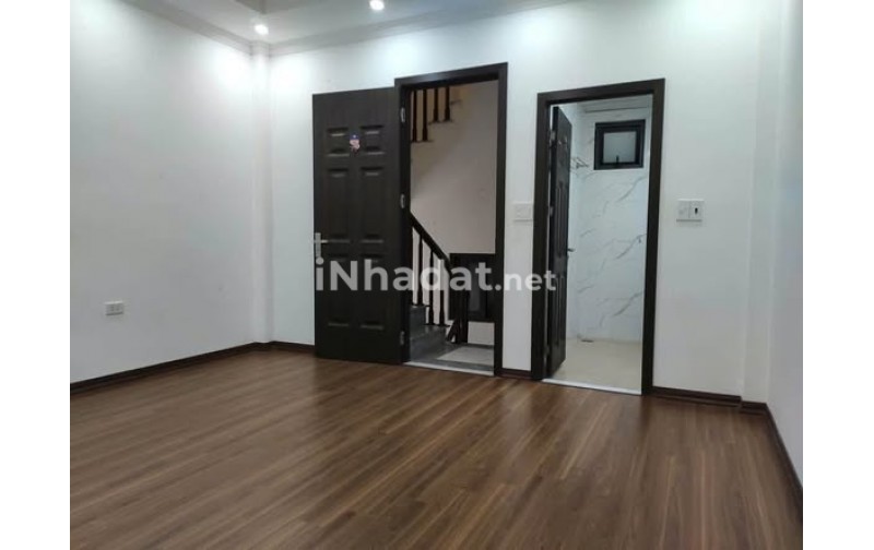 CHO THUÊ NHÀ MỚI XÂY -ĐÊ TRẦN KHÁT CHÂN- HAI BÀ TRƯNG- 5 TẦNG ĐẸP LUNG LINH