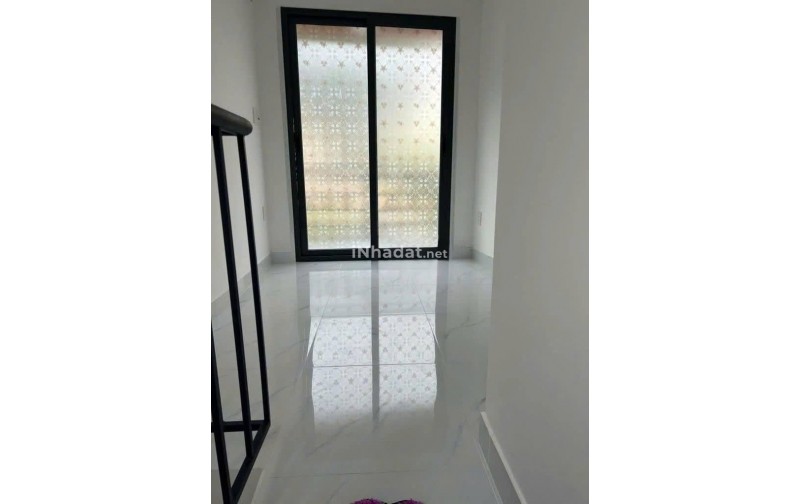 CHO THUÊ NHÀ MẶT TIỀN PHẠM VIẾT CHÁNH, QUẬN 1, THUẬN TIỆN KINH DOANH