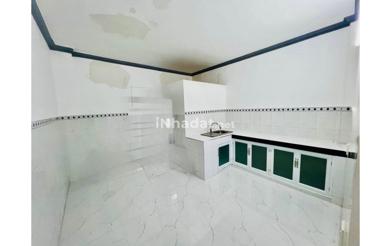 BÁN NHÀ HUỲNH TẤN PHÁT, PHÚ THUẬN, QUẬN 7, 46M², SÂN ĐỂ XE RỘNG