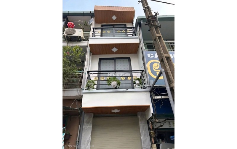 CHO THUÊ NHÀ MẶT TIỀN PHẠM VIẾT CHÁNH, QUẬN 1, THUẬN TIỆN KINH DOANH