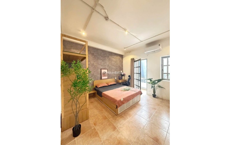 CHO THUÊ CĂN HỘ STUDIO BAN CÔNG, ĐIỆN BIÊN PHỦ, QUẬN 1, GẦN CÔNG VIÊN LÊ VĂN TÁM