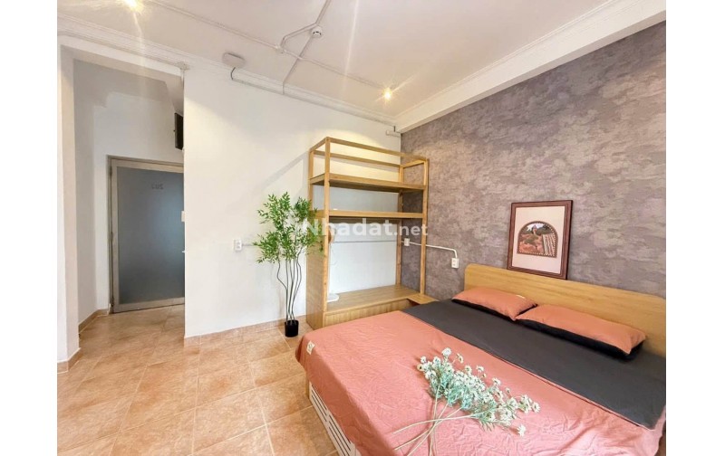 CHO THUÊ CĂN HỘ STUDIO BAN CÔNG, ĐIỆN BIÊN PHỦ, QUẬN 1, GẦN CÔNG VIÊN LÊ VĂN TÁM