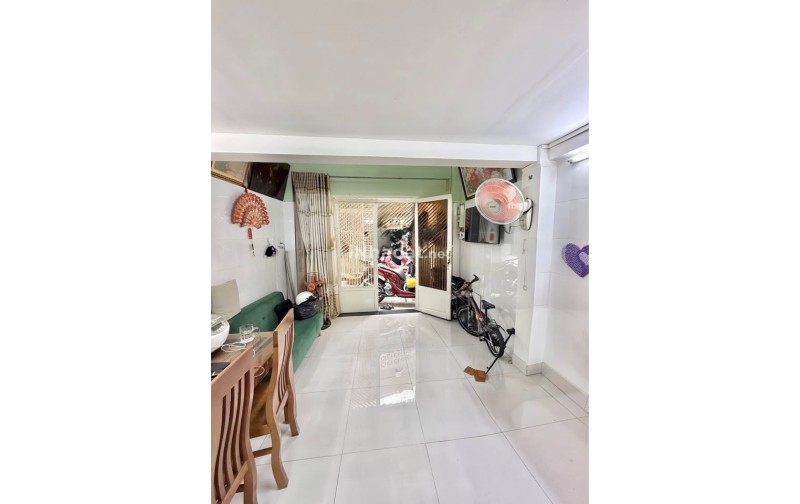 BÁN NHÀ HẺM SƯ VẠN HẠNH, QUẬN 10, 3 PHÒNG NGỦ, GẦN VẠN HẠNH MALL