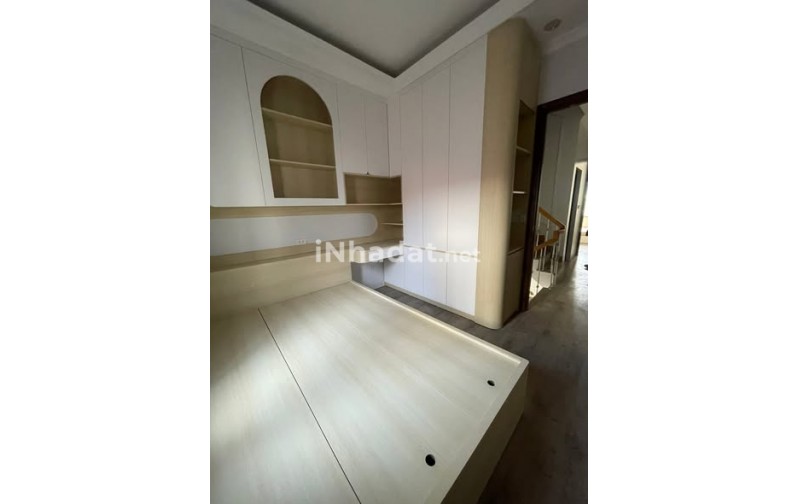 CHO THUÊ NHÀ NGUYÊN CĂN ,4 TẦNG NGÕ , XUÂN PHƯƠNG, GIÁ 10 TRIỆU/THÁNG