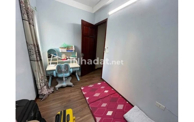 CHO THUÊ NHÀ RIÊNG NGUYÊN CĂN KHƯƠNG ĐÌNH THANH XUÂN BỐN TẦNG ĐỦ ĐỒ
