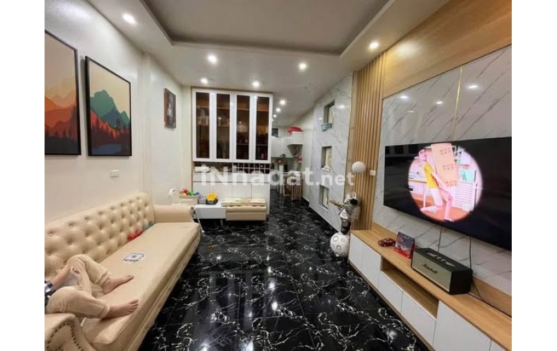 CHO THUÊ NHÀ RIÊNG NGUYÊN CĂN KHƯƠNG ĐÌNH THANH XUÂN BỐN TẦNG ĐỦ ĐỒ