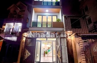 SIÊU PHẨM NHÀ XÂY MỚI PHẠM THẾ HIỂN- QUẬN 8 - HẺM XE HƠI THÔNG THOÁNG
