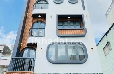 NHÀ PHAN HUY ÍCH -QUẬN GÒ VẤP - DIỆN TÍCH RỘNG, SÂN ĐỂ XE THOẢI MÁI