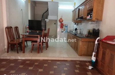 CHO THUÊ NHÀ RIÊNG NGUYÊN CĂN- KHU ỦY BAN- PHÚ DIỄN- BẮC TỪ LIÊM -RỘNG RÃI