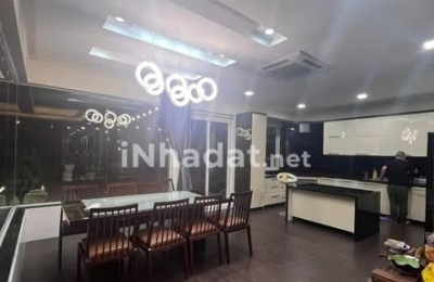 CHO THUÊ CĂN HỘ PENTHOUSE -THANH NHÀN- HAI BÀ TRƯNG- DIỆN TÍCH RỘNG CÓ SÂN VƯỜN