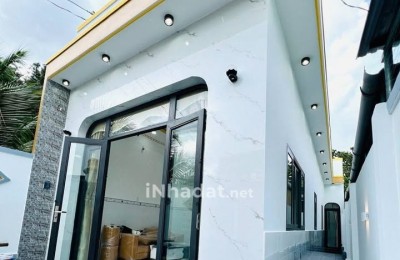 BÁN NHÀ CẤP 4 CẦN GIUỘC, LONG AN, 2 PHÒNG NGỦ, HOÀN CÔNG ĐẦY ĐỦ