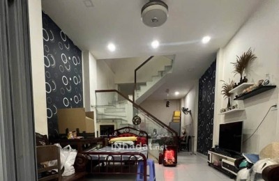 BÁN NHÀ NGUYỄN DUY DƯƠNG, QUẬN 10, 4 TẦNG, 4 PHÒNG NGỦ, GẦN MẶT TIỀN
