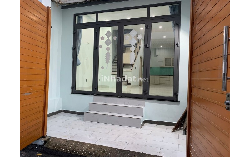 CHO THUÊ NHÀ NGUYÊN CĂN, 1 TRỆT, 1 LẦU, 2 PHÒNG NGỦ, HẺM XE HƠI KHU HỒNG LONG, HIỆP BÌNH PHƯỚC, THỦ ĐỨC, GIÁ CHỈ 9 TRIỆU/THÁNG