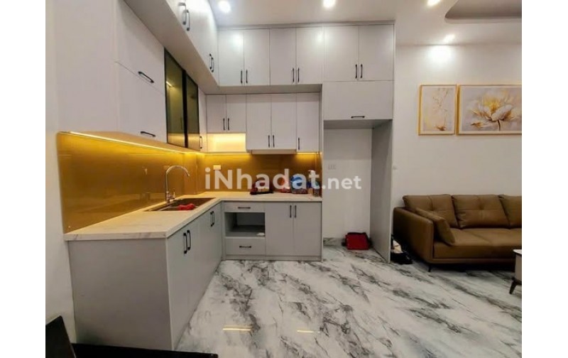 CHO THUÊ NHÀ, BỐN TẦNG, NGÕ VÂN HỒ, BA HAI BÀ TRƯNG, MỚI ĐẸP