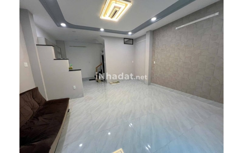 CHO THUÊ NHÀ HẺM LÊ HỒNG PHONG, PHƯỜNG 2, QUẬN 5, PHÙ HỢP GIA ĐÌNH