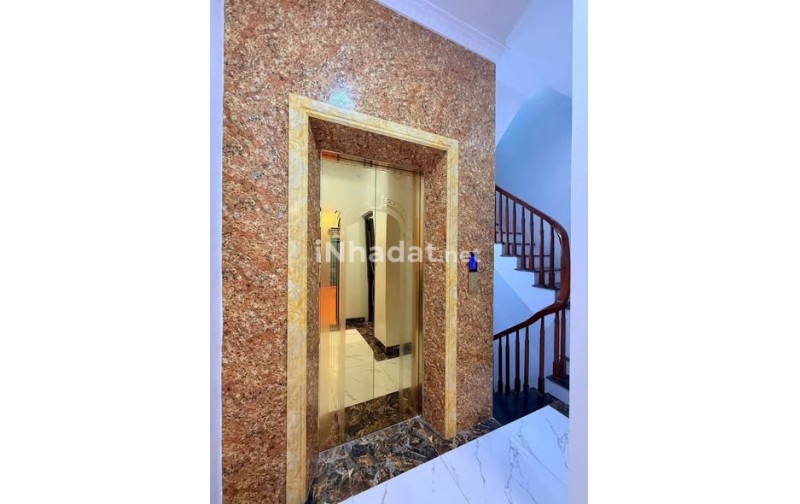 CHO THUÊ NHÀ,SÁU TẦNG, CÓ THANG MÁY ,HÀO NAM, ĐỐNG ĐA, FULL ĐỒ