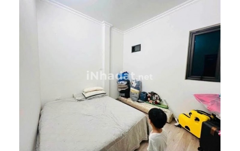 CHO THUÊ NHÀ, BỐN TẦNG, NGÕ LÃNG YÊN, HAI BÀ TRƯNG, Ô TÔ TRÁNH