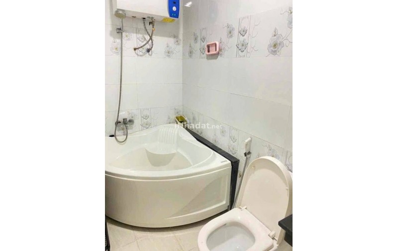 CHO THUÊ NHÀ HẺM XE HƠI BẾN VÂN ĐỒN, QUẬN 4, 2 PHÒNG NGỦ, GIÁ 15 TRIỆU