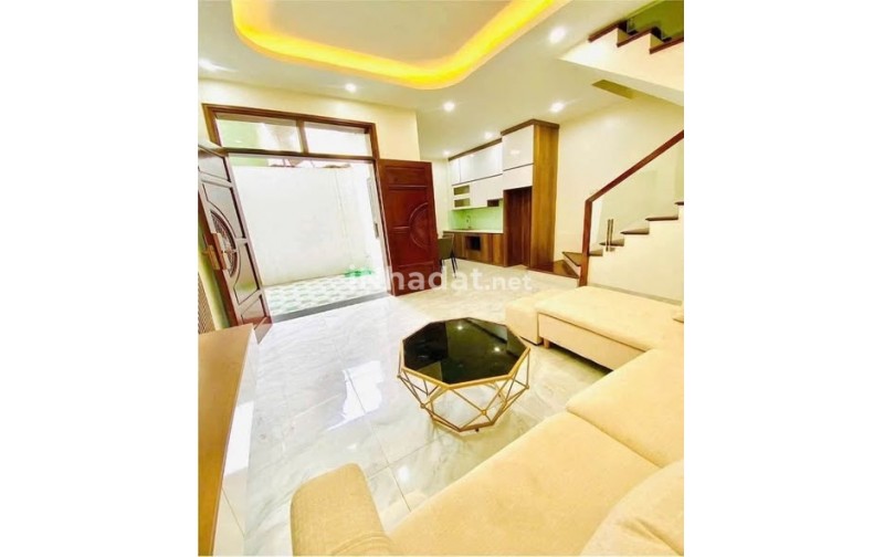 CHO THUÊ NHÀ NĂM TẦNG ,NGÕ XUÂN LA, TÂY HỒ, GẦN HỒ TÂY LÃNG MẠN
