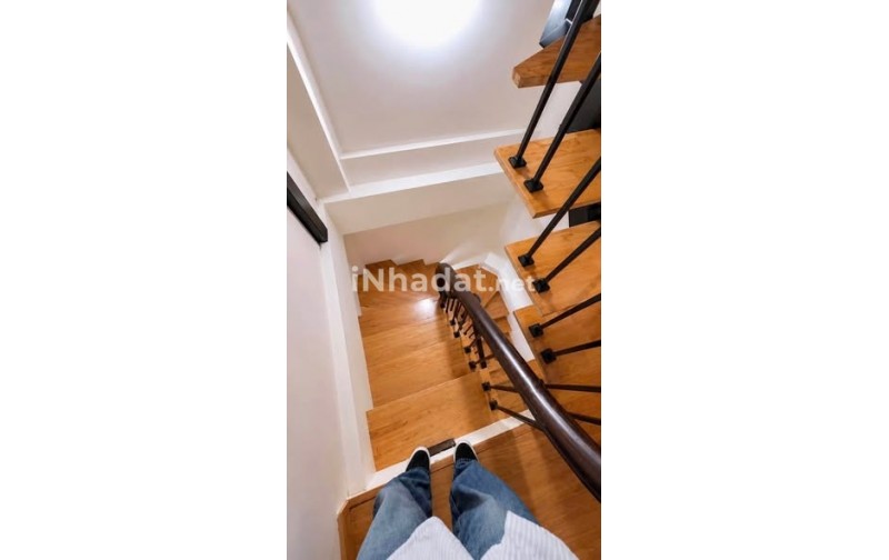 CHO THUÊ NHÀ RIÊNG, TRUNG PHỤNG, ĐỐNG ĐA, 5 TẦNG, FULL NỘI THẤT CAO CẤP