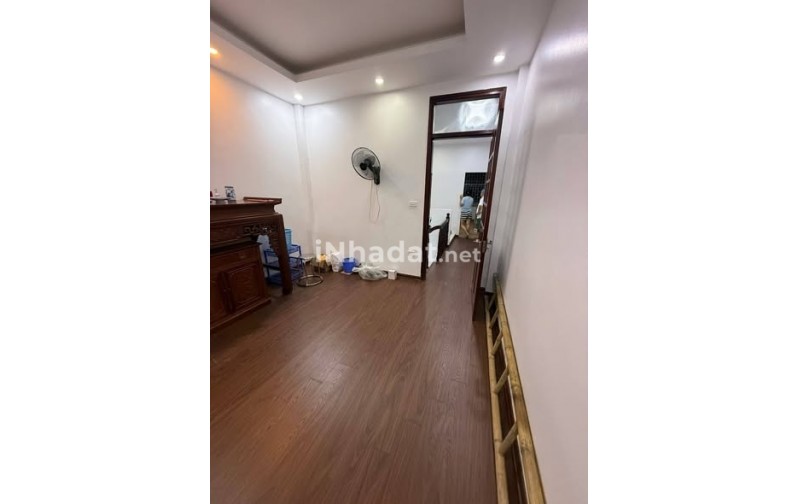 CHO THUÊ NHÀ BỐN TẦNG, NGÕ 816, KIM GIANG, THANH LIỆT