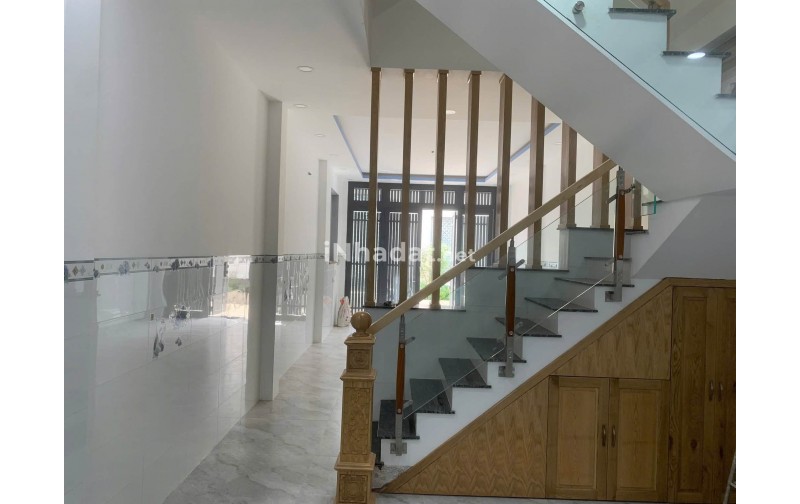 CHO THUÊ NHÀ AO ĐÔI, BÌNH TRỊ ĐÔNG A, BÌNH TÂN, 4 PHÒNG NGỦ, GIÁ 11 TRIỆU