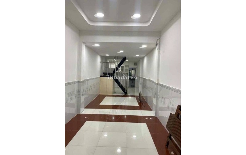 CHO THUÊ NHÀ HẺM XE HƠI BẾN VÂN ĐỒN, QUẬN 4, 2 PHÒNG NGỦ, GIÁ 15 TRIỆU
