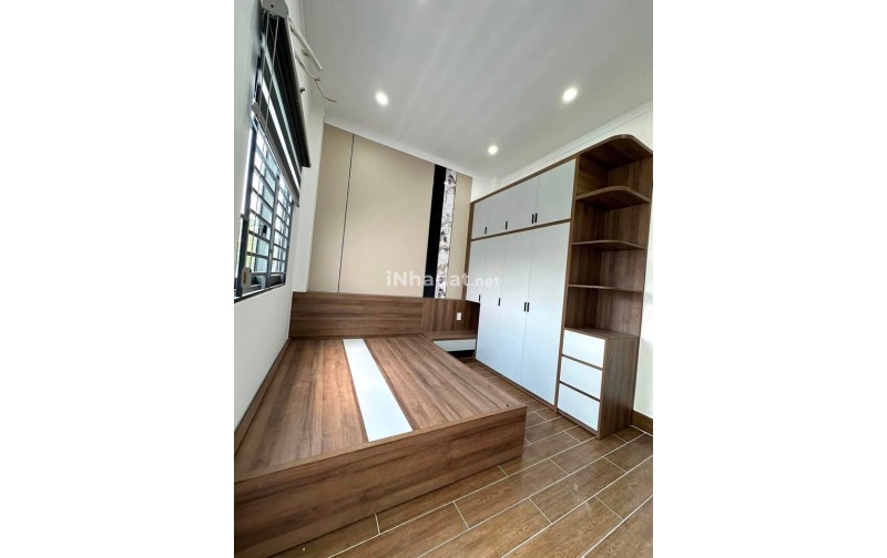 BÁN NHÀ PHÚ HÒA, 1 TRỆT 1 LẦU, 3PN, SÂN Ô TÔ, NHÀ MỚI
