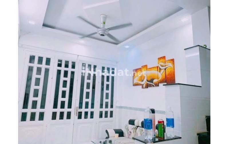 CHO THUÊ NHÀ ĐẸP, LÒ GỐM, PHƯỜNG 8, QUẬN 6, HẺM XE HƠI