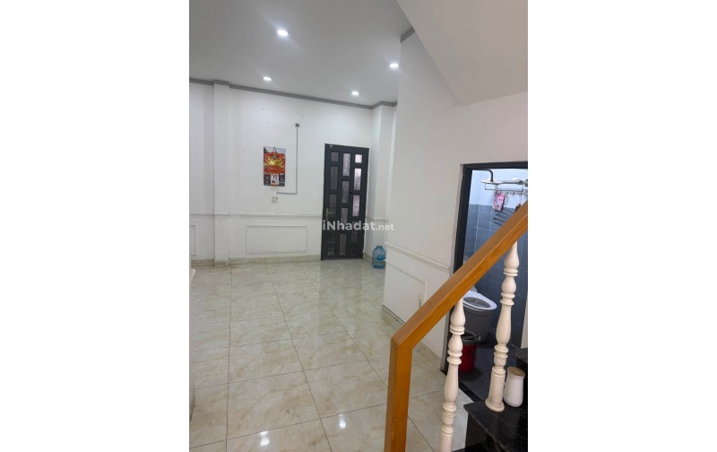BÁN NHÀ TÂN VẠN, BIÊN HÒA, 2PN, GẦN CHỢ VÀ TRƯỜNG HỌC