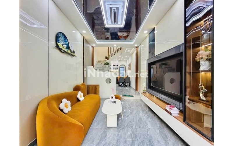 BÁN NHÀ 2 TẦNG -HOÀNG BẬT ĐẠT -TÂN BÌNH -DIỆN TÍCH ĐẸP