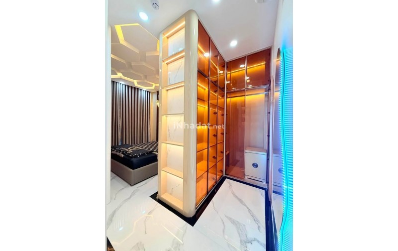 Bán Nhà Phong Cách Bắc Âu Mặt Tiền KDC Long Hòa B – Giá 6,68 Tỷ