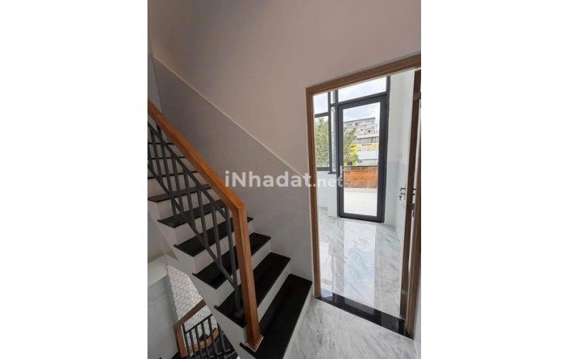 BÁN NHÀ MẶT TIỀN- ĐƯỜNG Ụ CÂY- PHƯỜNG 10-QUẬN 8- GIÁ TỐT