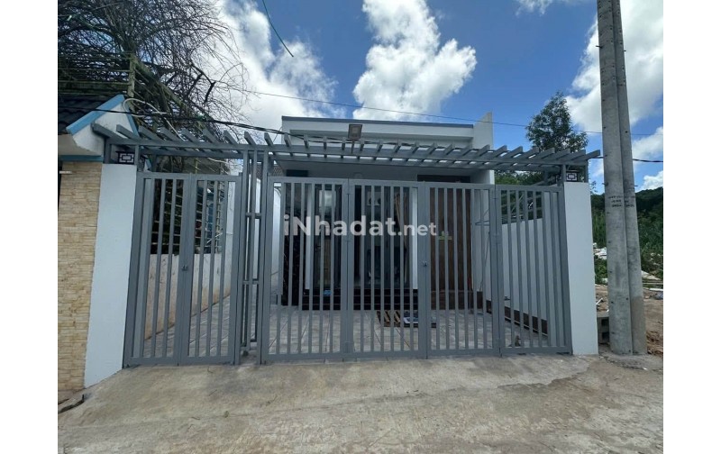 Cho Thuê Nhà 2 Phòng Ngủ Tại Suối Đá, Phú Quốc, 6 triệu/tháng.