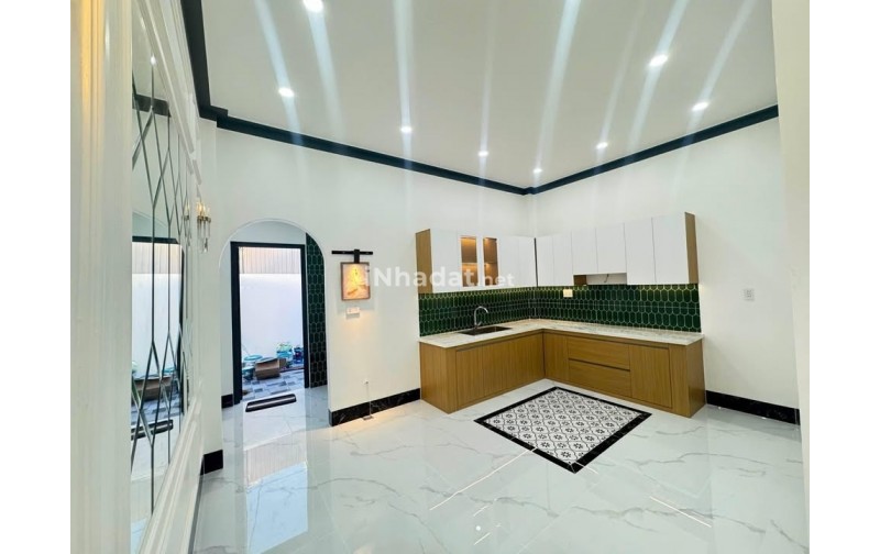 Bán Nhà Sân Vườn Góc 2 Mặt Tiền Gần QL53, Vĩnh Long – 178m²