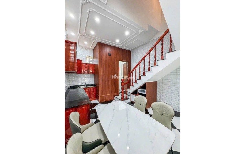 Bán Nhà 4 Tầng Mặt Tiền Nguyễn Văn Trỗi, Ninh Kiều – Cần Thơ