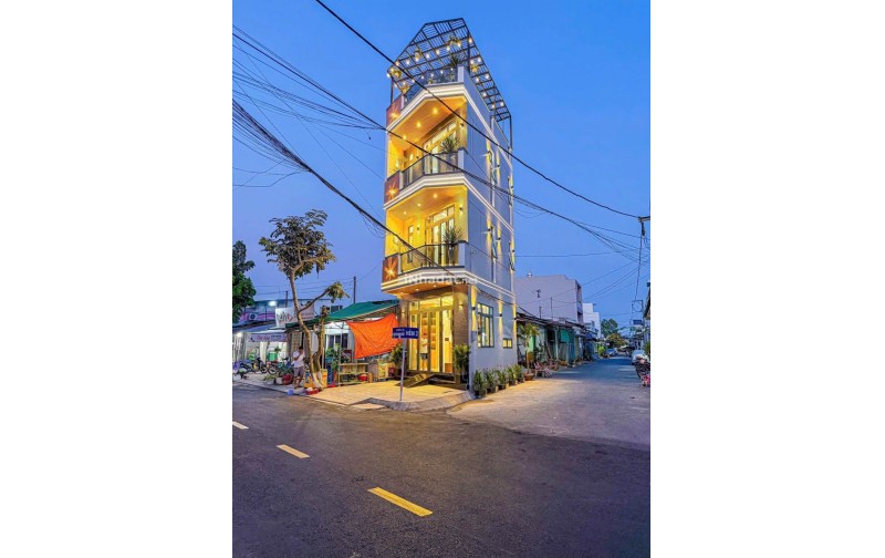 Bán Nhà 2 Lầu + Sân Thượng Góc 2 Mặt Tiền Nguyễn Minh Quang, Cần Thơ – Giá 4,55 Tỷ