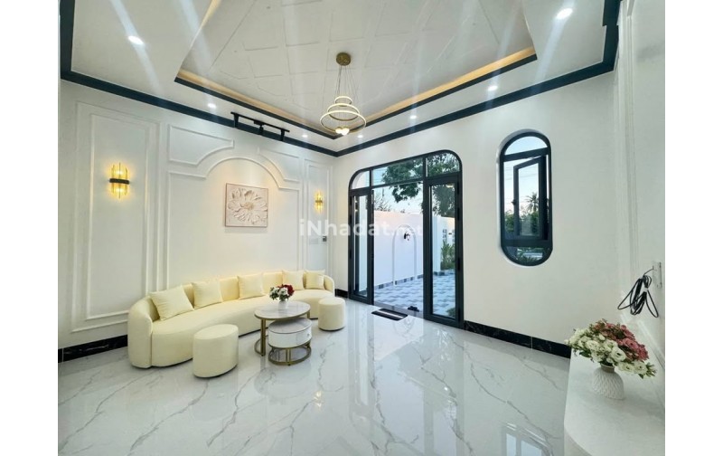 Bán Nhà Sân Vườn Góc 2 Mặt Tiền Gần QL53, Vĩnh Long – 178m²
