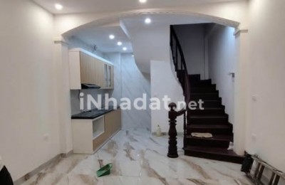 CHO THUÊ NHÀ  5 TẦNG, NGÕ HOÀNG QUỐC VIỆT, CẦU GIẤY, ĐỦ ĐỒ