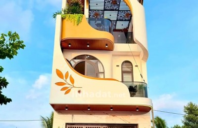 Bán Nhà Phong Cách Bắc Âu Mặt Tiền KDC Long Hòa B – Giá 6,68 Tỷ