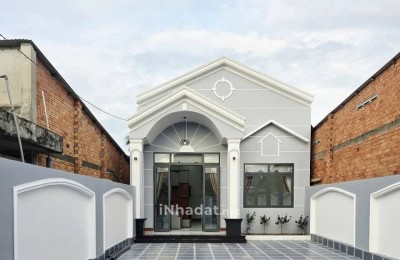 Bán Nhà Mái Thái Ninh Phú, Tây Ninh - 100m²– Giá 2,35 Tỷ